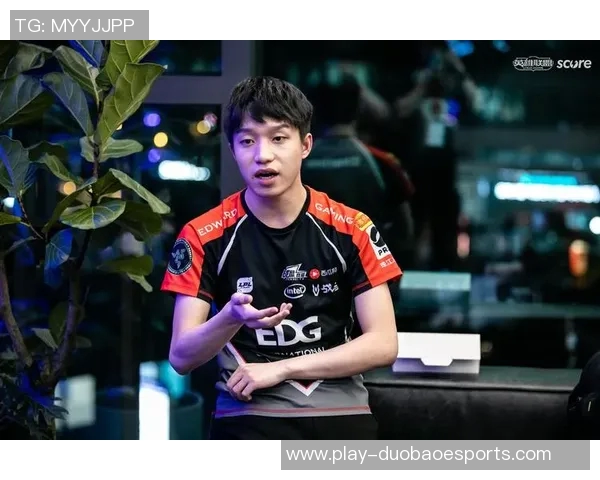 电竞实时数据分析和平精英热点解读EDG战队的战术控制与策略解析实时新闻